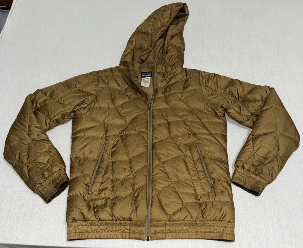 Patagonia Women’s Diamond Quilted Bomber Hoody - Deer Brown | Large